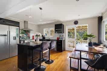 29 Cedar Terrace, Stanmore Bay