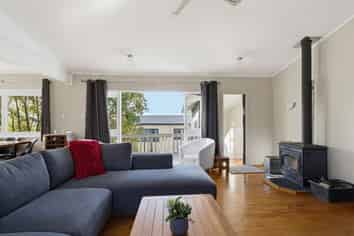 29 Cedar Terrace, Stanmore Bay