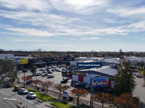 High-profile retail opportunity on Cranford Street