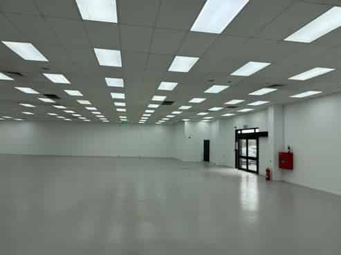 High-profile retail opportunity on Cranford Street