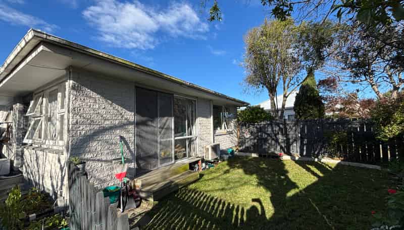 1/62 Barbour Street, Waltham