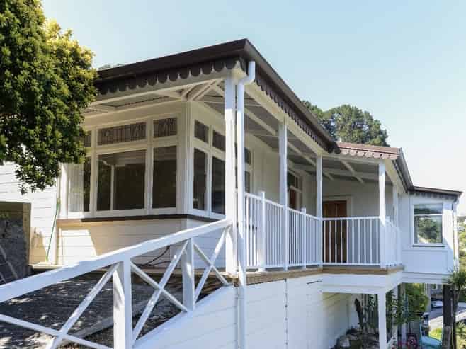 5 Kowhai Road, Napier Hill
