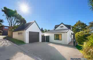 144 Weatherly Road, Torbay