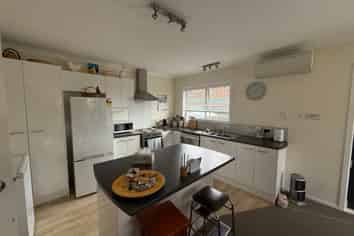15 Glenties Lane, Ellerslie