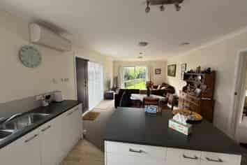 15 Glenties Lane, Ellerslie