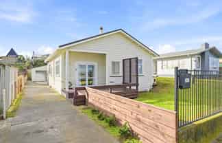 4 Tregenna Street , Castlecliff