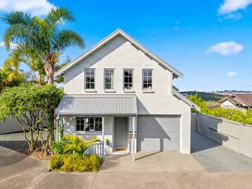 16/9 Georgia Terrace, Albany