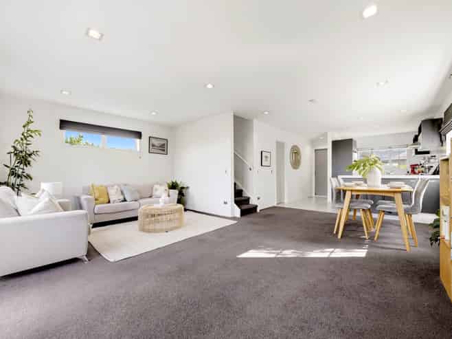 16/9 Georgia Terrace, Albany
