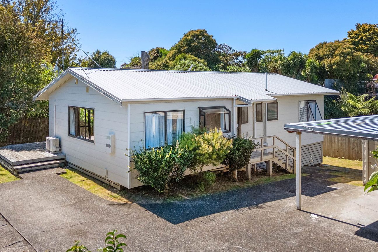 Freshly Renovated Family Home in a Convenient ... - Bild 2