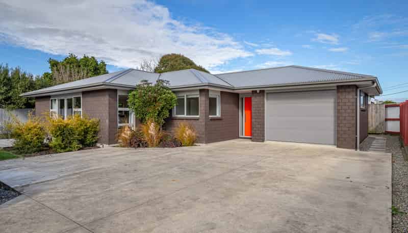 19-2 Kings Drive, Levin