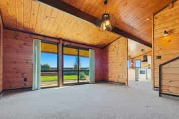 Hawkes Bay - Address withheld
