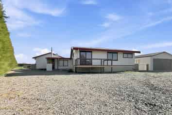 Hawkes Bay - Address withheld