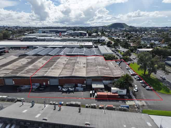 2,538sqm Cheapest Racked Warehouse @ $150/sqm