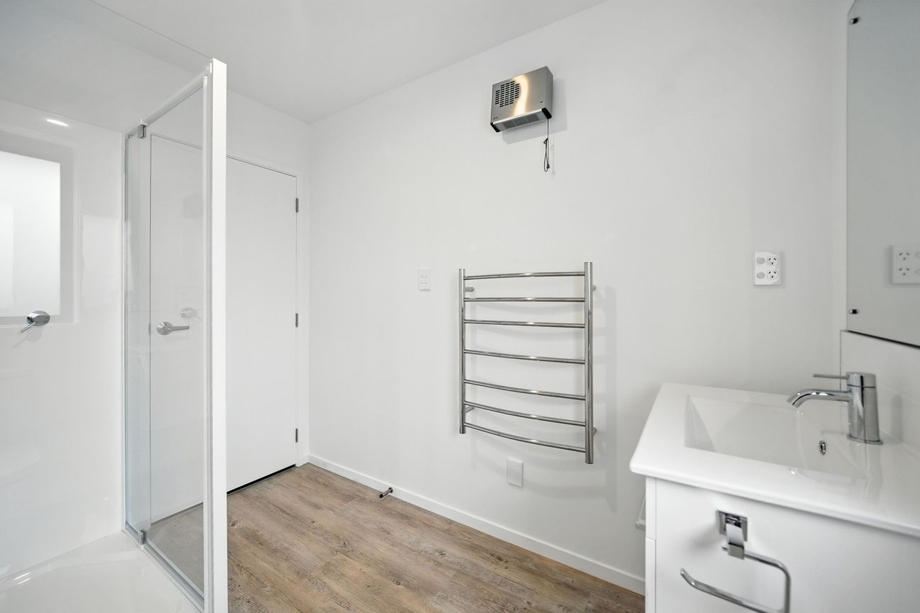 Modern Living, Established Neighbourhood - Fler