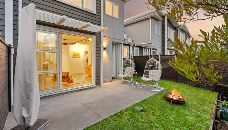 18 Taitonga Lane, Stanmore Bay