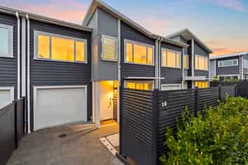 18 Taitonga Lane, Stanmore Bay