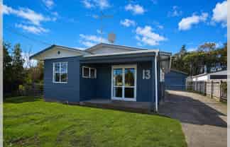 13 Dewe Terrace, Foxton Beach