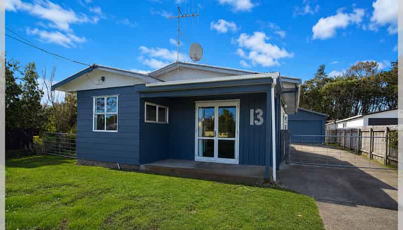 13 Dewe Terrace, Foxton Beach