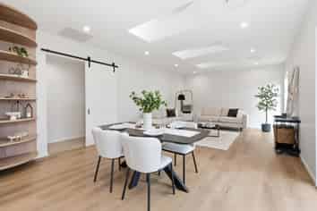 26 Wakeman Drive, Lincoln