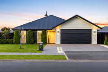 6 Radcot Drive, ROLLESTON