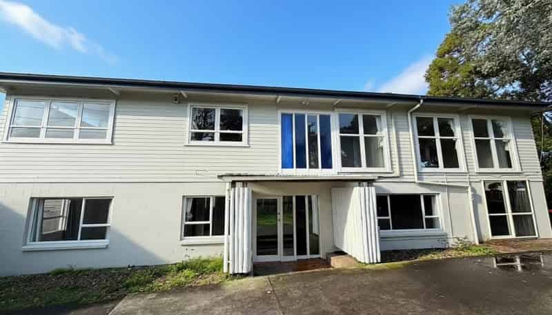 16 Helena Street, Massey