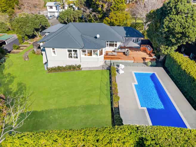 8  Julia Way, Beachlands