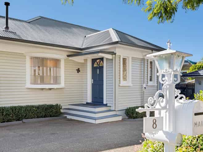 8  Julia Way, Beachlands