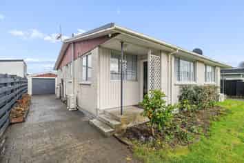 2/10 Ponderosa Grove, Maoribank