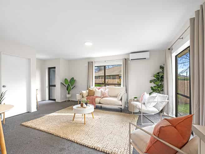 2/1 Gates Lane, Woolston