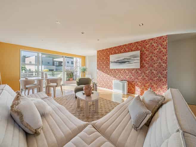 70 Saddleback Grove, Karori
