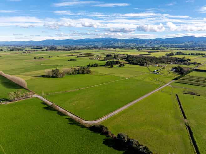 326 Cornwall Road, East Taratahi