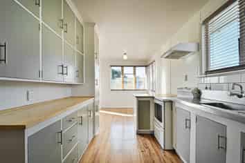 1009 Wall Road, Raureka