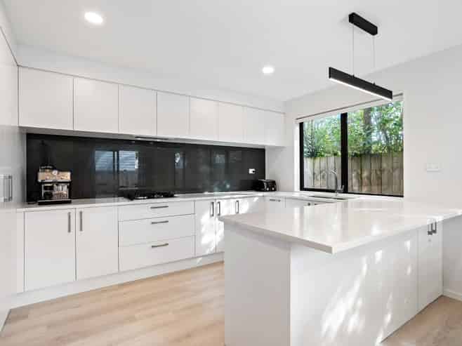 27D Sunnyside Road, Sunnyvale