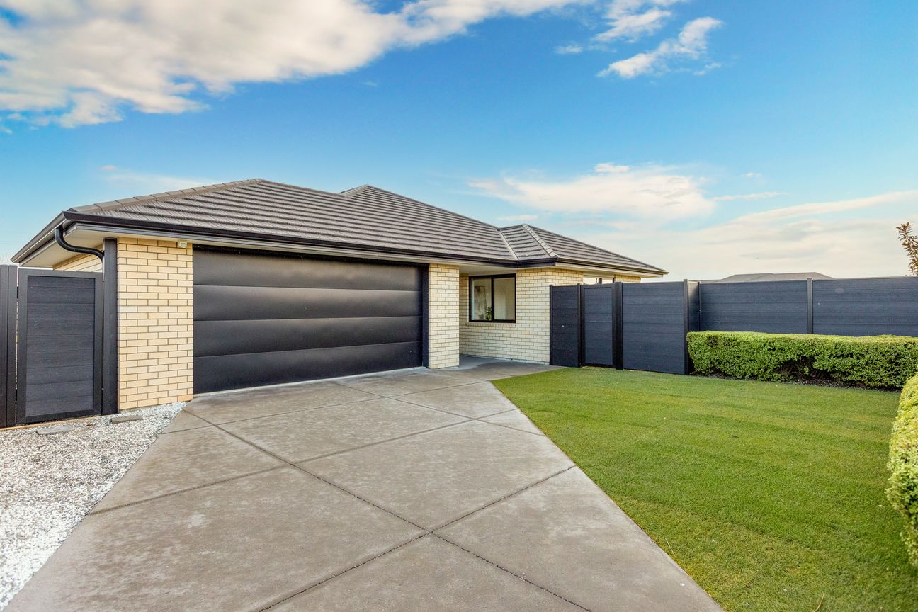 Comfort, Space & Privacy on a 1042m² Section, Rolleston