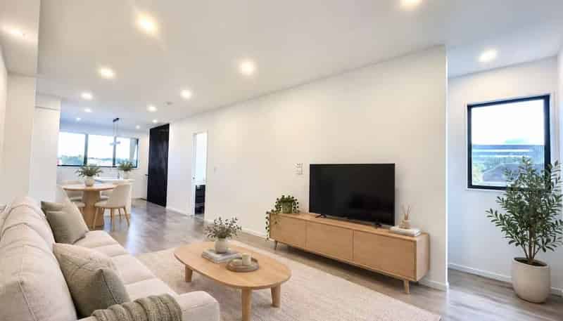 15/54 Taharoto Rd, Takapuna
