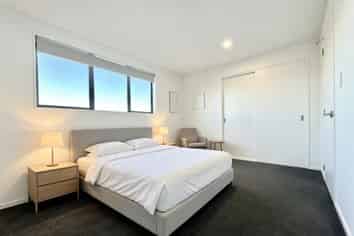 15/54 Taharoto Rd, Takapuna