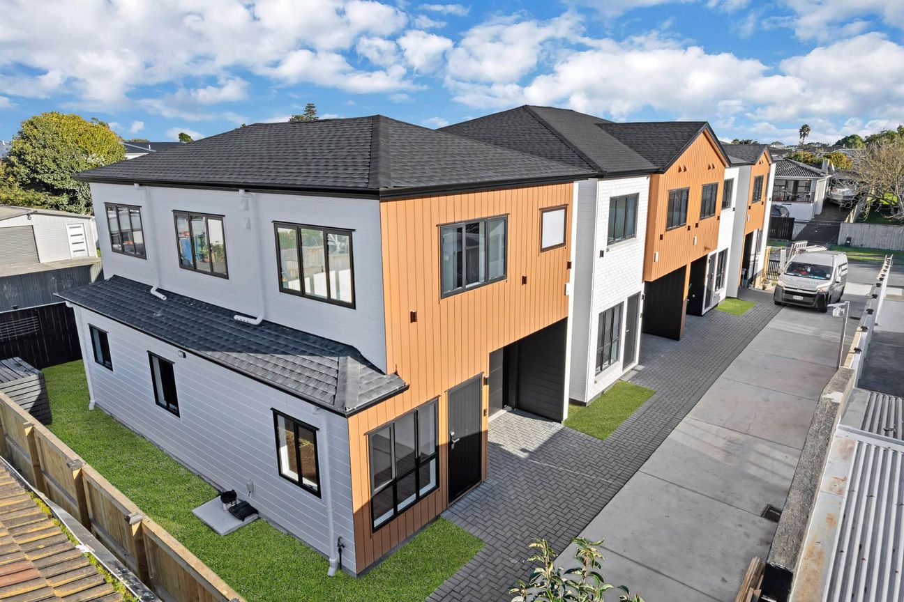 New 3 Bedroom Standalone Corner Site Home-Manurewa - Vista 2