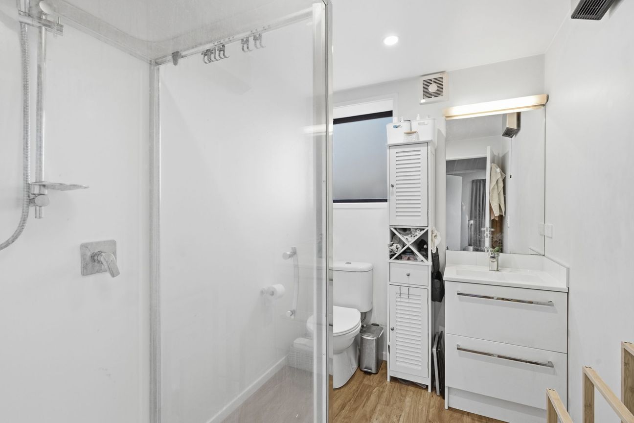 Single Level, Smart Buying - Altro