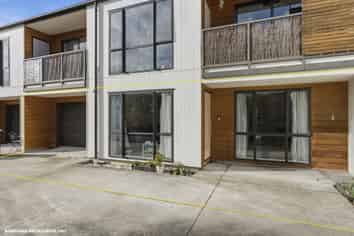 4/31 Buffon Street, Waltham