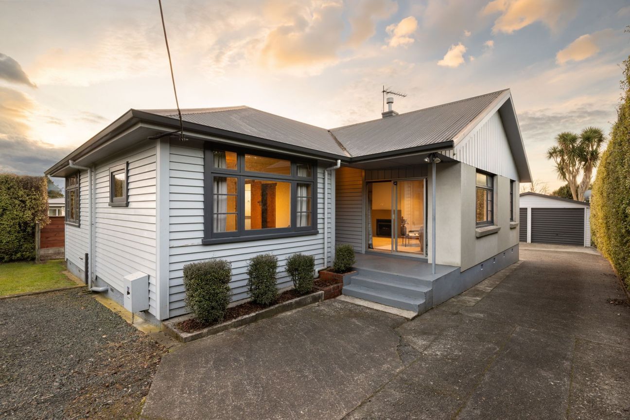 Family home with flexibility - great garaging, Te Awamutu