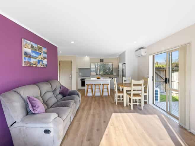 2 Elwarth Way, Ranui