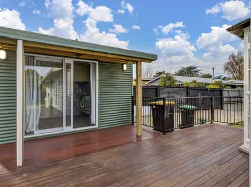97B Park Terrace, Waikuku Beach