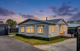 97B Park Terrace, Waikuku Beach