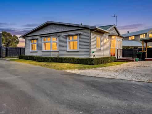 97B Park Terrace, Waikuku Beach