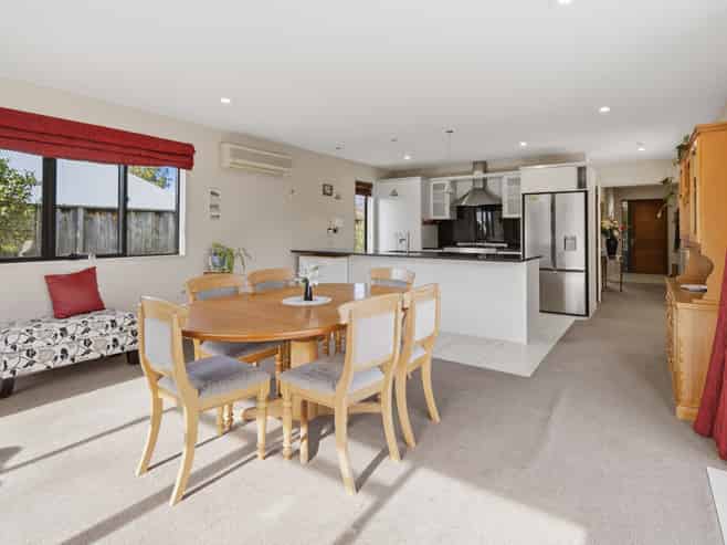 22 Fulton Street, Springlands