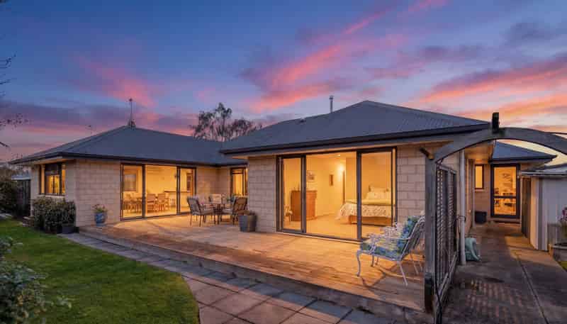 22 Fulton Street, Springlands