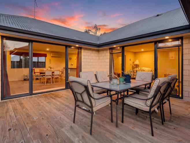 22 Fulton Street, Springlands