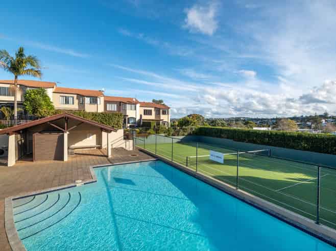 22/8 Tobago Place, Sunnynook