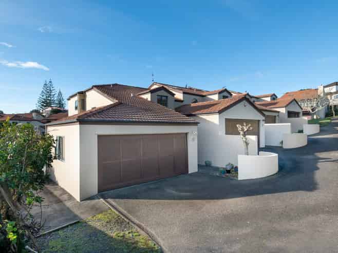 22/8 Tobago Place, Sunnynook