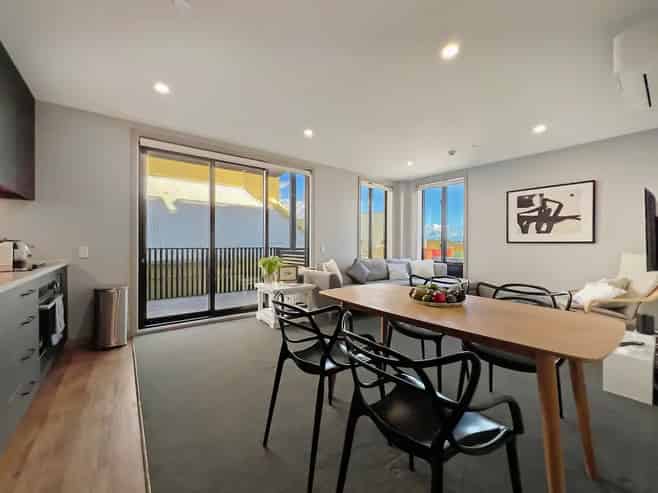 2 Launch Road, Hobsonville
